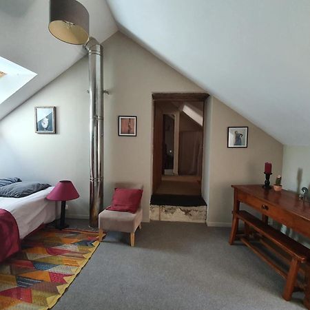 Maison De Charme Saint-Saturnin-sur-Loire Екстериор снимка